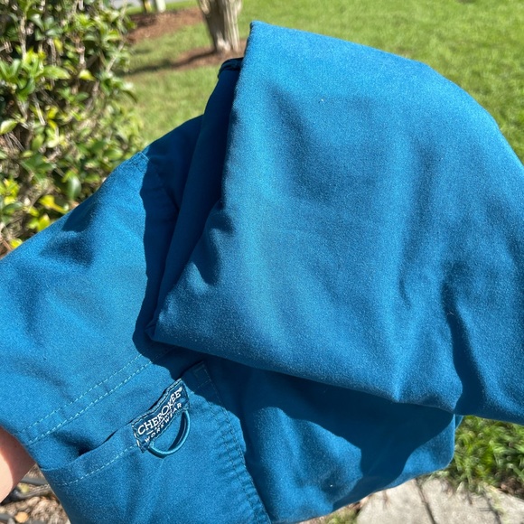 Cherokee workwear scrub set large - Picture 3 of 5